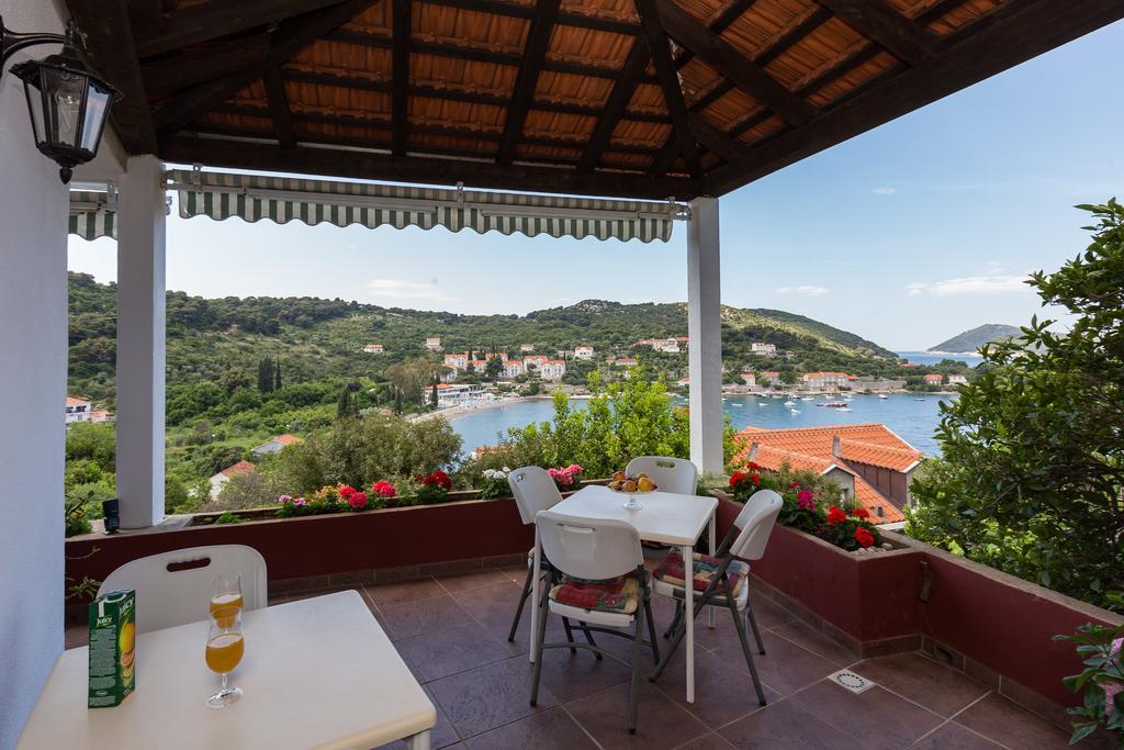 Apartments Miskovic Donje Celo Екстер'єр фото