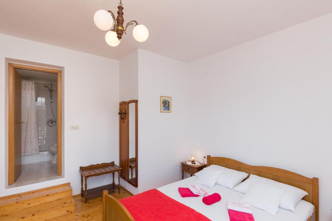 Apartments Miskovic Donje Celo Номер фото